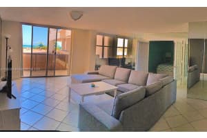 6039 Collins Ave 311 Miami Beach, FL 33140 - MLS#A11852368