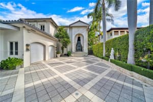 176 S Hibiscus Dr, Miami Beach, FL 33139 - MLS#A11852374