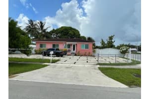 390 W 51st St Hialeah, FL 33012 - MLS#A11852383