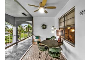 541 Blue Heron Dr 307 Hallandale Beach, FL 33009 - MLS#A11852390