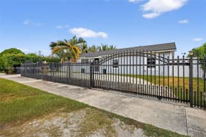 30011 Sw 149th Ave Homestead, FL 33033 - MLS#A11852398