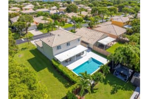 15464 Sw 141st St, Miami