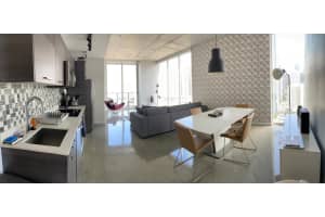 151 Se 1st St 2401, Miami