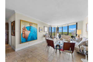 1000 Quayside Ter 706, Miami