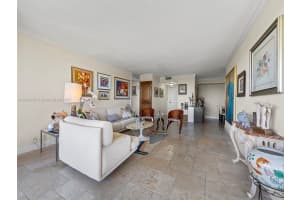 1000 Quayside Ter 706 Miami, FL 33138 - MLS#A11852465