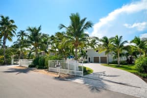109 Sapodilla Dr Islamorada, FL 33036 - MLS#A11852466