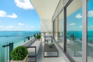 1451 Brickell Ave 5302, Miami