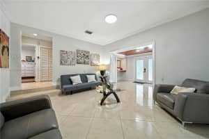5005 E 6th Ave Hialeah, FL 33013 - MLS#A11852474
