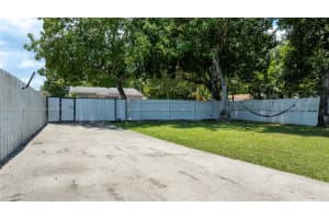10851 NE 2nd Ct, Miami, FL 33161 - MLS#A11852506