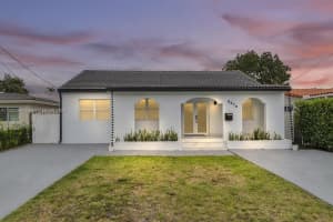 6470 Sw 27th St Miami, FL 33155 - MLS#A11852509