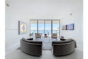 700 Ne 26th Ter 2402, Miami