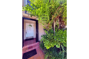 1001 Three Islands Blvd 34 Hallandale Beach, FL 33009 - MLS#A11852549