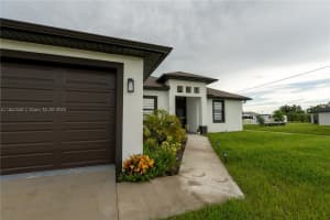 2519 43rd St Sw Lehigh Acres, FL 33976 - MLS#A11852559