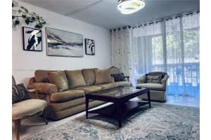 320 Ne 12th Ave 304 Hallandale Beach, FL 33009 - MLS#A11852564