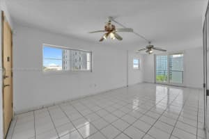 1750 James Ave 7L, Miami Beach, FL 33139 - MLS#A11852565