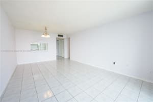 9688 Fontainebleau Blvd 504 Miami, FL 33172 - MLS#A11852568