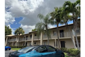 5580 Lakeside Dr 205 Margate, FL 33063 - MLS#A11852575