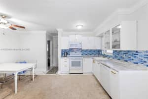 2210 Roosevelt St Hollywood, FL 33020 - MLS#A11852584