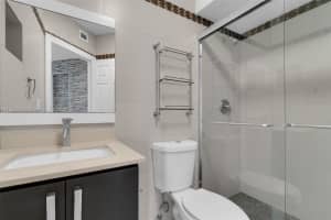 8290 Lake Dr, Doral, FL 33166, Sold 08/13/25