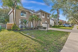 2927 Bogota Ave Cooper City, FL 33026 - MLS#A11852655