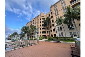 3001 NE 185th St APT 225, Aventura, FL 33180, - MLS#A11852726