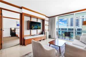 6801 Collins Ave 611 (door 610) Miami Beach, FL 33141 - MLS#A11852728