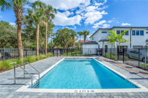 5125 Sw 37th St, Pembroke Park