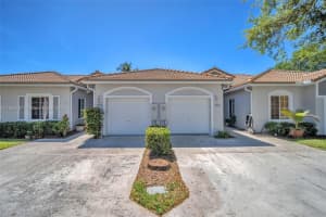 4266 Sw 10th Pl, Deerfield Beach