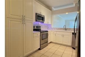 10730 Nw 66th St 410 Doral, FL 33178 - MLS#A11852800