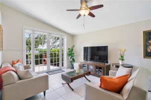 12077 Sw 7th St Pembroke Pines, FL 33025 - MLS#A11852813