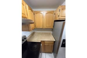 9686 Fontainebleau Blvd 402 Miami, FL 33172 - MLS#A11852834
