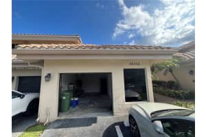 16312 Malibu Dr, Weston, FL 33326 - MLS#A11852837