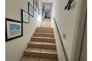 16312 Malibu Dr, Weston, FL 33326 - MLS#A11852837