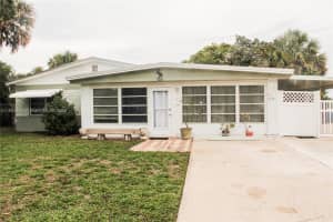 1624 Ne Orion St Jensen Beach, FL 34957 - MLS#A11852844