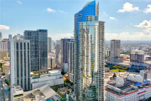 851 Ne 1st Ave 2200, Miami