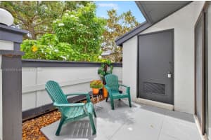 472 Long Bow Ct, Royal Palm Beach, FL 33411, Sold 08/27/25