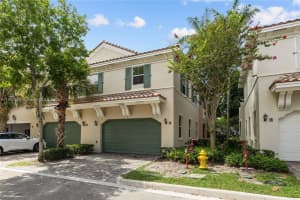 8154 Cascada Isles Dr Cooper City, FL 33024 - Off Market