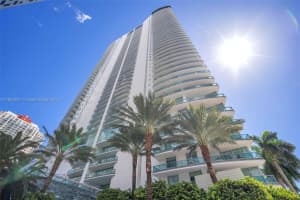 1331 Brickell Bay Dr 3609, Miami