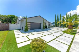 25833 Sw 122nd Pl Homestead, FL 33032 - MLS#A11852940