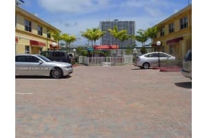 1701 N Treasure Dr 3, North Bay Village