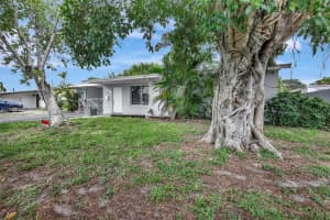 311 Sw 68th Ter, Pembroke Pines