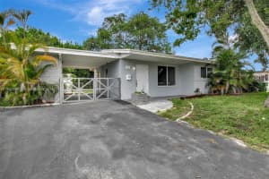 311 SW 68th Ter, Pembroke Pines, FL 33023 - MLS#A11852999