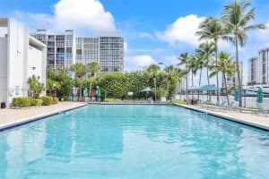 800 Parkview Dr 1030, Hallandale Beach