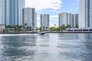 800 Parkview Dr 1030, Hallandale Beach, FL 33009 - MLS#A11853015