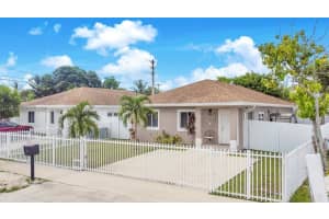 814 Nw 114th St, Miami