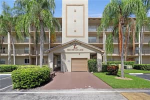 550 Sw 137th Ave 104l, Pembroke Pines