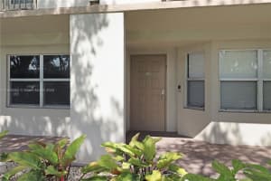 550 Sw 137th Ave 104l Pembroke Pines, FL 33027 - MLS#A11853052