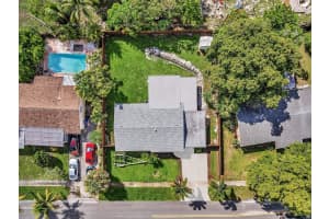 2048 SW 37th Ave, Fort Lauderdale, FL 33312 - MLS#A11853059