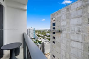 239 SW 9th St 2303, Miami, FL 33130 - MLS#A11853082