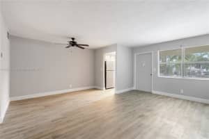 300 Layne Blvd 212 Hallandale Beach, FL 33009 - MLS#A11853125
